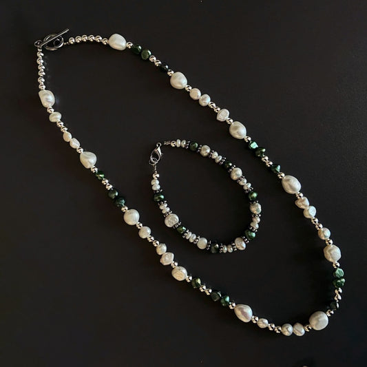 Plain Freshwater Pearl Necklace